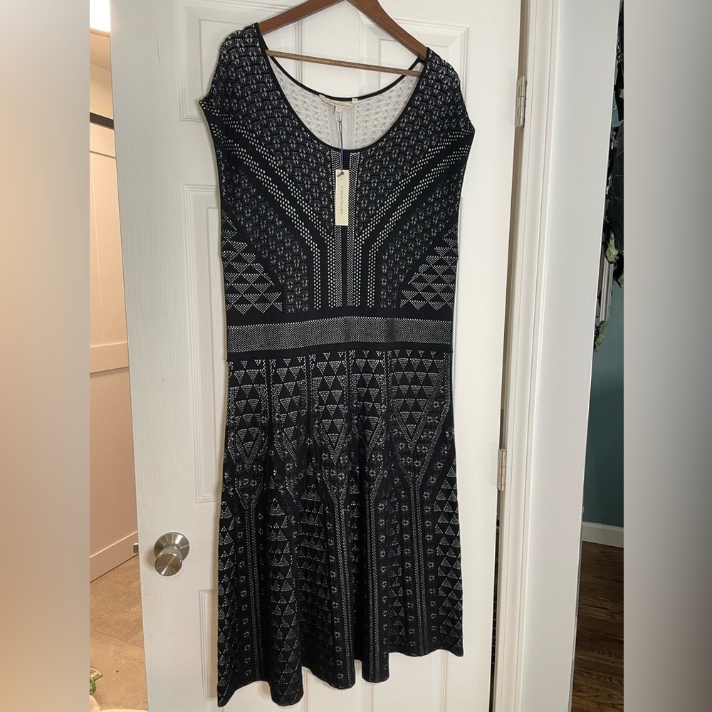 41 HAWTHORN NWT sleeveless knit dress in black